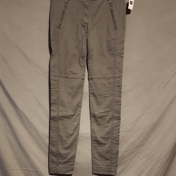 GAP Pants - GAP NWT Charcoal Ankle-Length Women's Pants